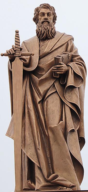 Paul 3 statue